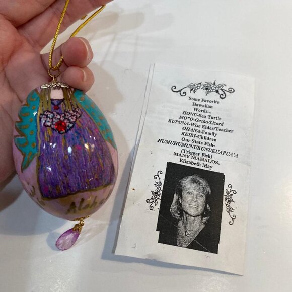 Eggs Unlimited Maui 2016 Christmas Ornament Egg Ornament Elizabeth May - Picture 5 of 6